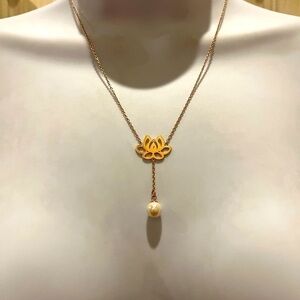 𝅺new Lotus Pearl Rose Gold Necklace